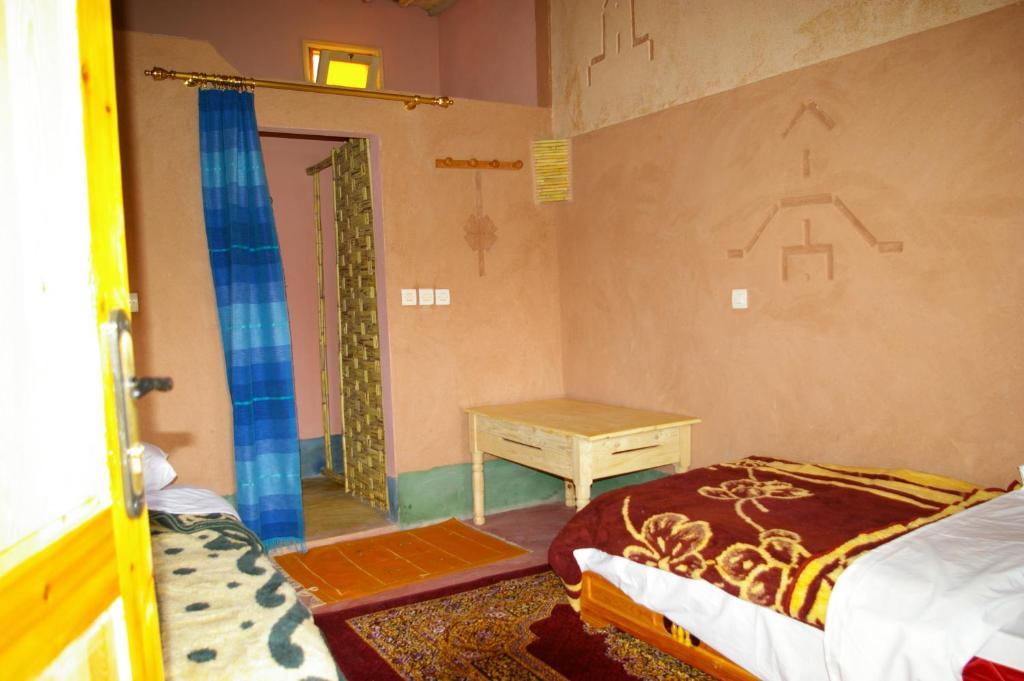 Auberge Des Jardins Du Dades Boumalne Habitación foto