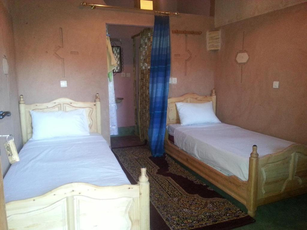 Auberge Des Jardins Du Dades Boumalne Habitación foto