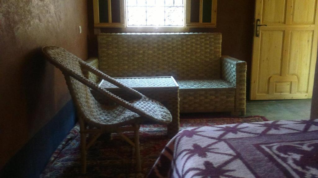Auberge Des Jardins Du Dades Boumalne Habitación foto